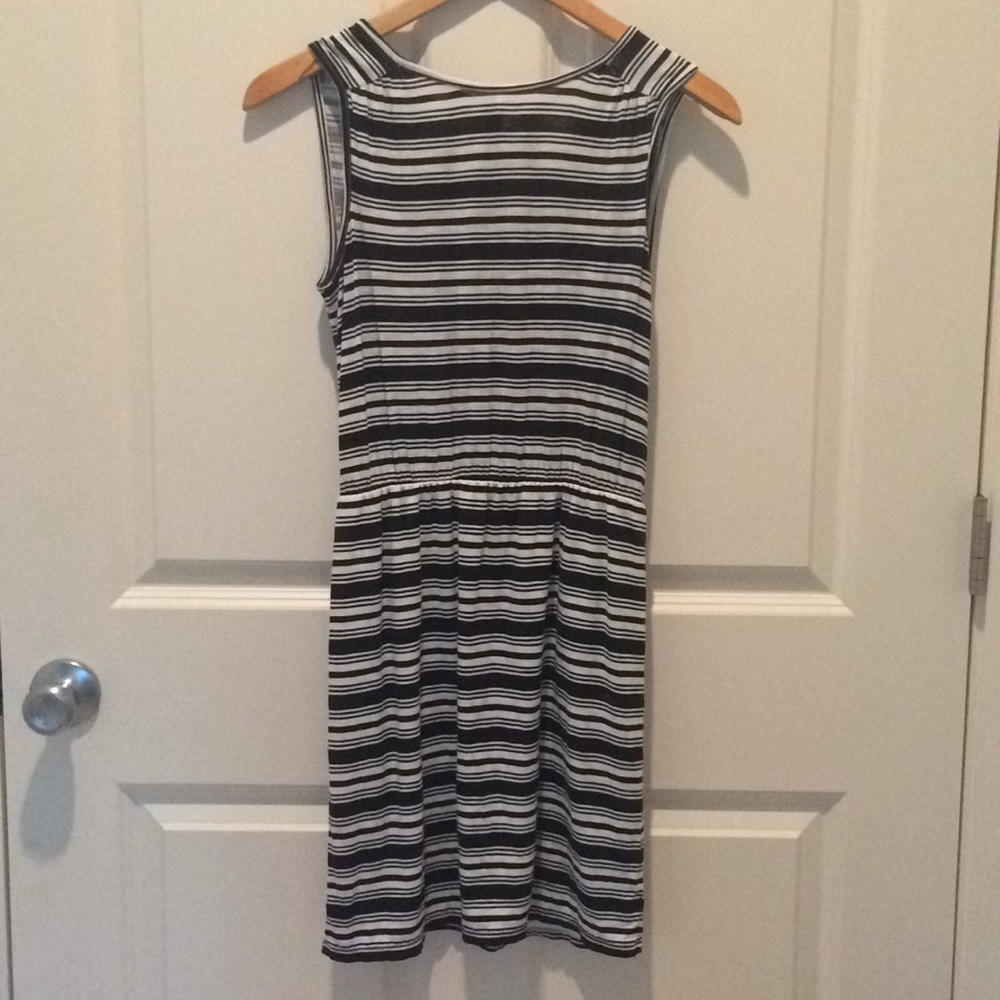 GAP Navy and white striped dress